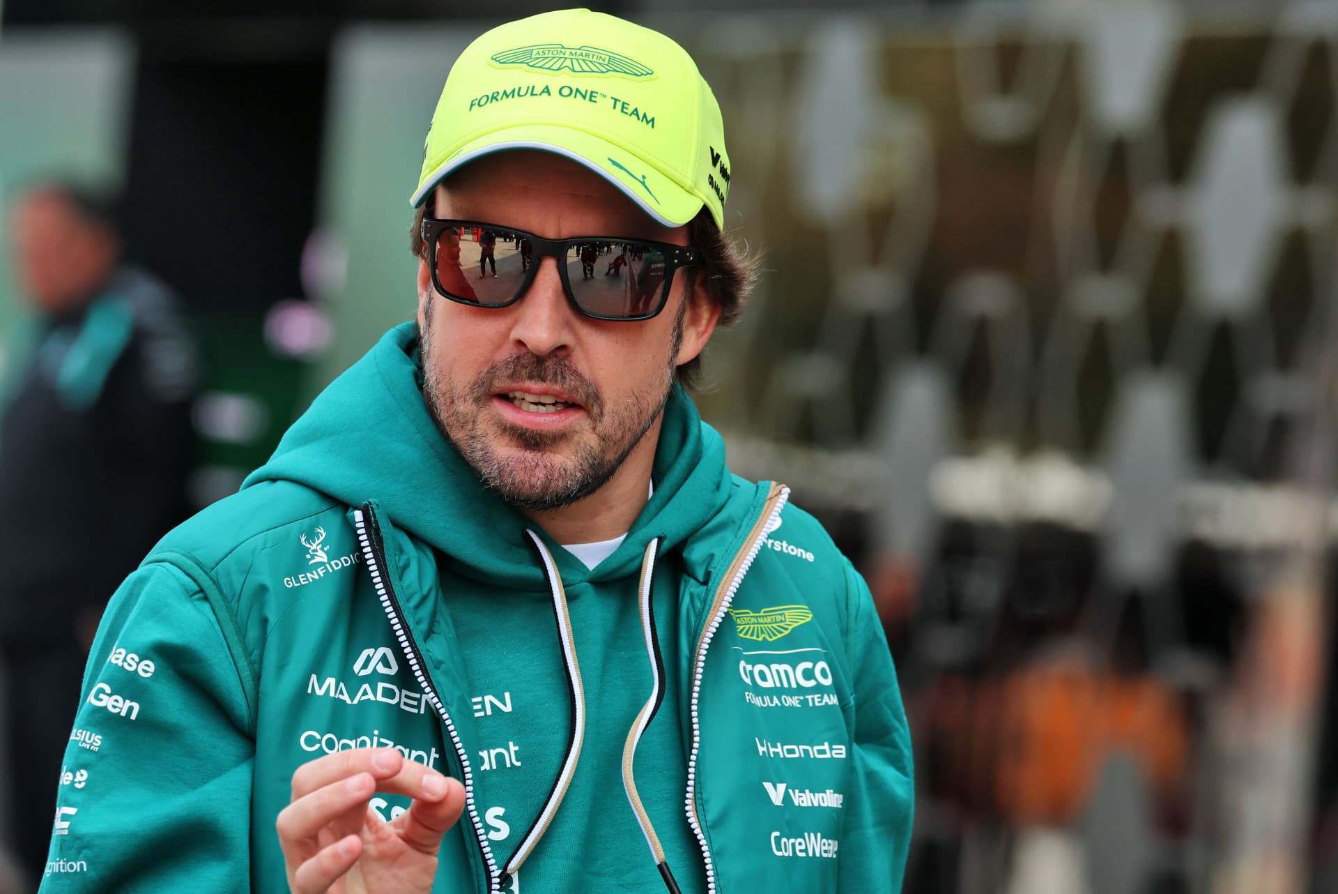 Alonso delays Suzuka arrival amid birth of first child