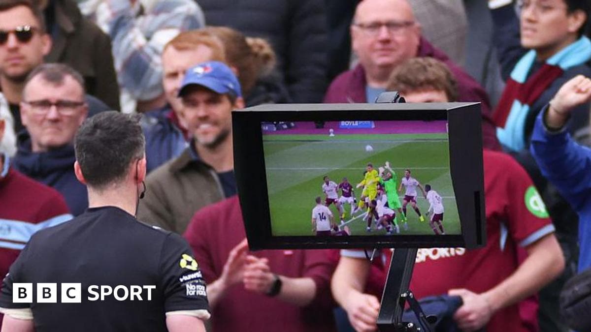 Wayne Rooney says VAR did 'a really good job' in making a crucial call in Arsenal's win at West Ham